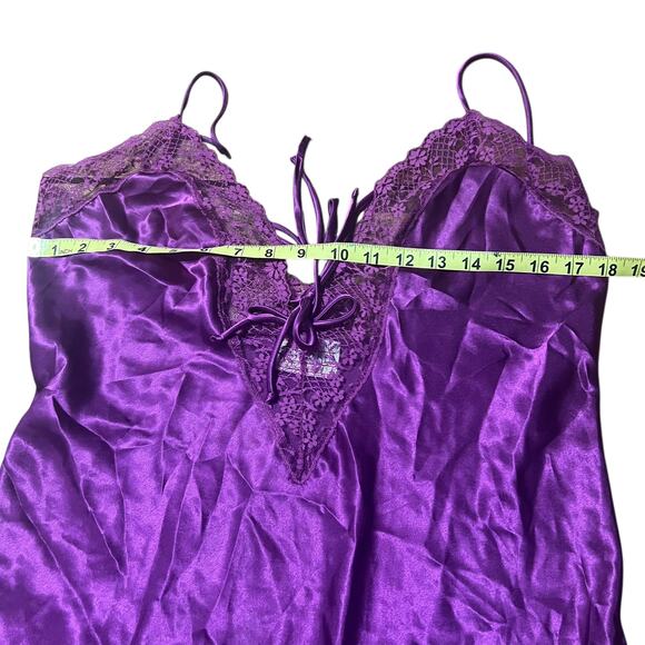 Sexy Vintage Feather Bed Intimates Purple Satin & Lace Chemise Size Medium - Picture 5 of 5